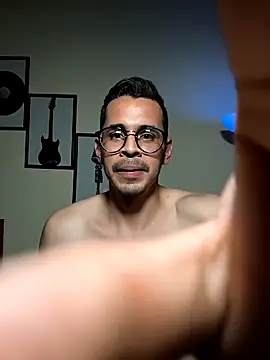 Snapshot of towers_j chatting on 12, 3, 2026 towers j online show from 12, 3, 2026