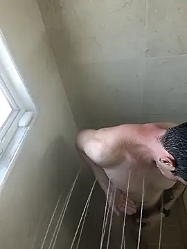 Snapshot of towers_j chatting on 18, 3, 2026 towers j online show from 18, 3, 2026