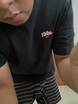 partyesban online show from 15, 4, 2026