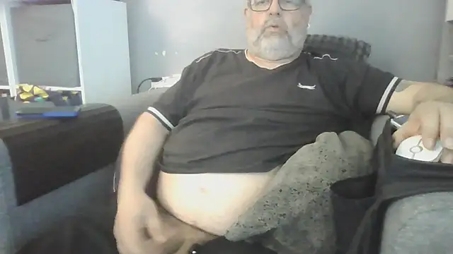 Snapshot of Naturistmale45 chatting on 16, 4, 2026 Naturistmale45 online show from 16, 4, 2026