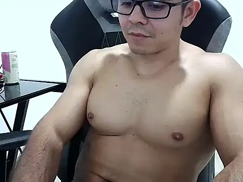 Snapshot of MILCARITAS3 chatting on 9, 3, 2026 MILCARITAS3 online show from 9, 3, 2026