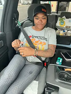 Snapshot of HaloRodeoLover2 chatting on 27, 3, 2026 HaloRodeoLover2 online show from 27, 3, 2026