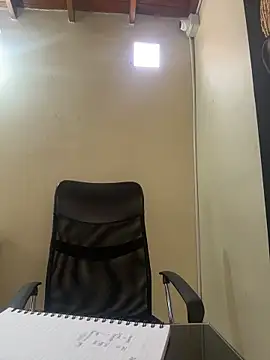 Snapshot of kendall_52 chatting on 7, 4, 2026 kendall 52 online show from 7, 4, 2026