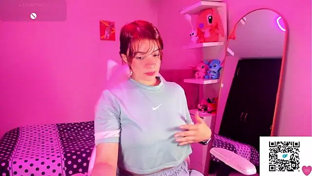 Snapshot of Vannessa__Shy chatting on 20, 2, 2026 Vannessa Shy online show from 20, 2, 2026