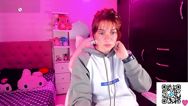 Snapshot of Vannessa__Shy chatting on 23, 2, 2026 Vannessa Shy online show from 23, 2, 2026