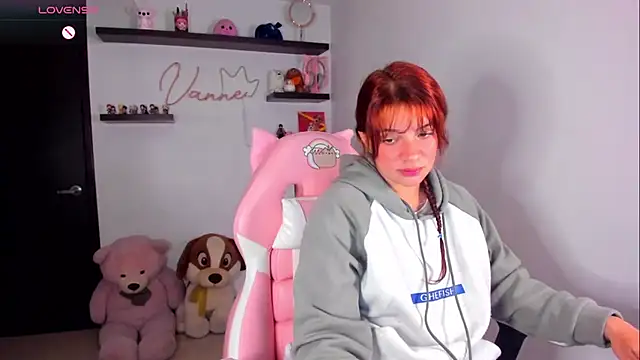 Snapshot of Vannessa__Shy chatting on 28, 3, 2026 Vannessa Shy online show from 28, 3, 2026