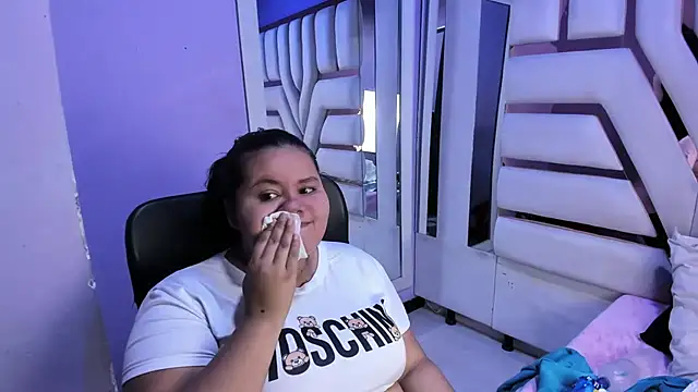 Snapshot of ValenTitis chatting on 29, 11, 2025 ValenTitis online show from 29, 11, 2025