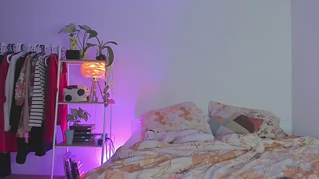 namirmii online show from 20, 9, 2025