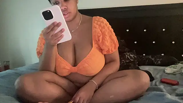 creamdreammmm online show from 26, 11, 2025