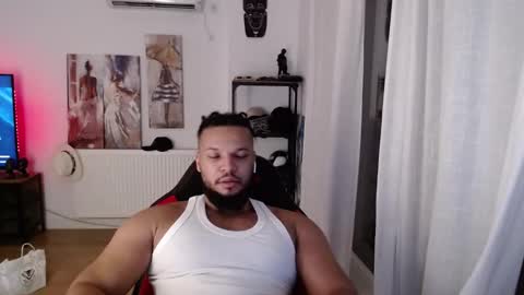 Snapshot of 0_kingsley chatting on 16, 11, 2025 Kingsley online show from 16, 11, 2025