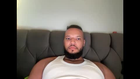 Snapshot of 0_kingsley chatting on 21, 12, 2025 Kingsley online show from 21, 12, 2025