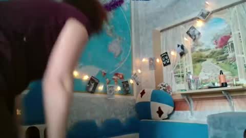 12ennie online show from 8, 2, 2026