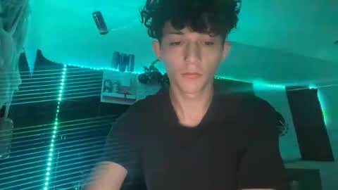 Snapshot of 13inchcock13 chatting on 23, 11, 2025 13inchcock13 online show from 23, 11, 2025