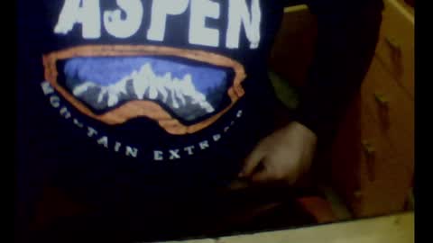 Snapshot of 19feetlover903 chatting on 12, 3, 2025 19feetlover903 online show from 12, 3, 2025