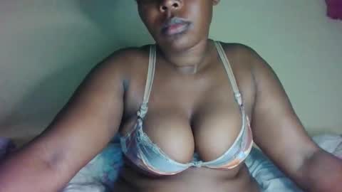 Snapshot of 1_sexybaby chatting on 18, 9, 2025 1_sexybaby online show from 18, 9, 2025