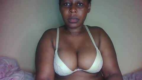 Snapshot of 1_sexybaby chatting on 24, 9, 2025 1_sexybaby online show from 24, 9, 2025