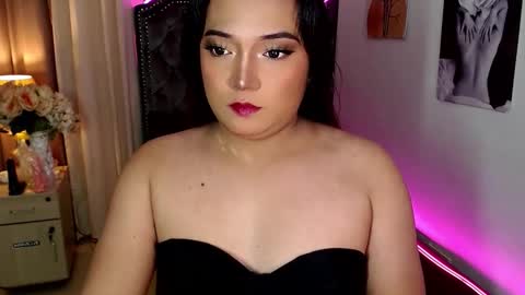 Snapshot of 1bestlover chatting on 3, 11, 2025 Ekang online show from 3, 11, 2025