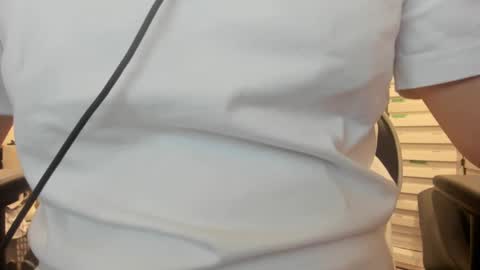 Snapshot of 1bigloadasian chatting on 20, 9, 2025 1bigloadasian online show from 20, 9, 2025