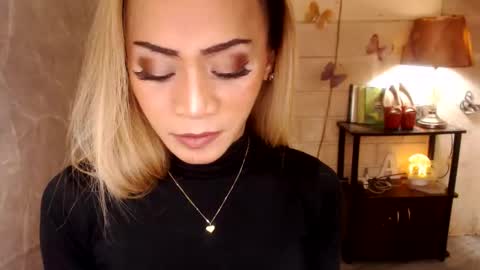 Snapshot of 1bigsurprise4you chatting on 10, 2, 2026 angel online show from 10, 2, 2026