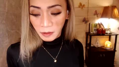 Snapshot of 1bigsurprise4you chatting on 8, 3, 2026 angel online show from 8, 3, 2026