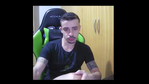 Snapshot of 1good_vibes1 chatting on 17, 10, 2025 1good_vibes1 online show from 17, 10, 2025