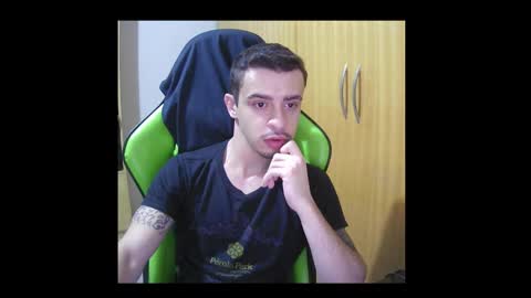 Snapshot of 1good_vibes1 chatting on 4, 11, 2025 1good_vibes1 online show from 4, 11, 2025