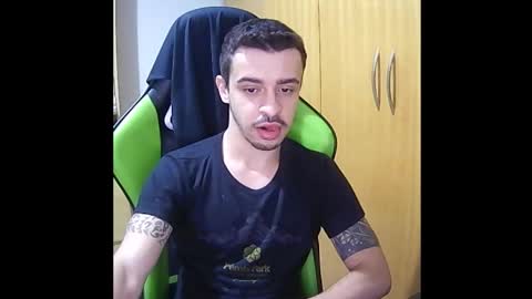 Snapshot of 1good_vibes1 chatting on 12, 11, 2025 1good_vibes1 online show from 12, 11, 2025