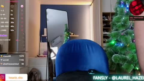 Snapshot of 1mari_01 chatting on 20, 1, 2025 Marie online show from 20, 1, 2025