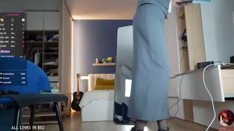 Snapshot of 1mari_01 chatting on 10, 3, 2025 Marie online show from 10, 3, 2025