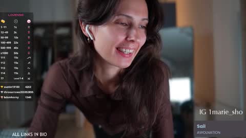 Snapshot of 1mari_01 chatting on 22, 9, 2025 Marie online show from 22, 9, 2025