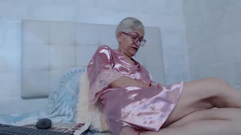 Miss Monserrate online show from 9, 1, 2025