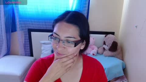 paola online show from 9, 12, 2024