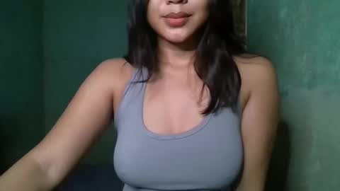 Snapshot of 1smile4u chatting on 9, 11, 2025 1smile4u online show from 9, 11, 2025