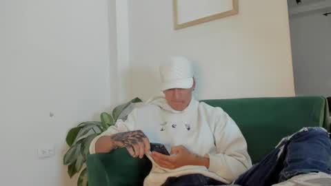 1Threestar online show from 14, 11, 2025