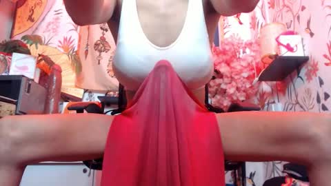 Snapshot of 21cmmusclecockts chatting on 11, 10, 2025 mharjorie online show from 11, 10, 2025