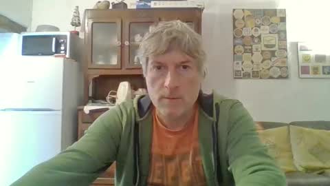 22esserre online show from 13, 10, 2025