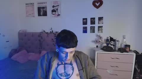 Snapshot of 2cb0y chatting on 12, 9, 2025 BAD online show from 12, 9, 2025