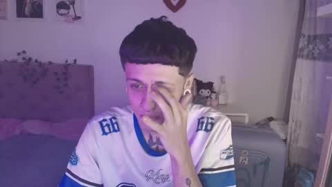 Snapshot of 2cb0y chatting on 14, 9, 2025 BAD online show from 14, 9, 2025