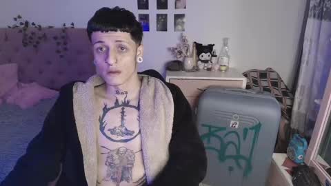 Snapshot of 2cb0y chatting on 16, 9, 2025 BAD online show from 16, 9, 2025