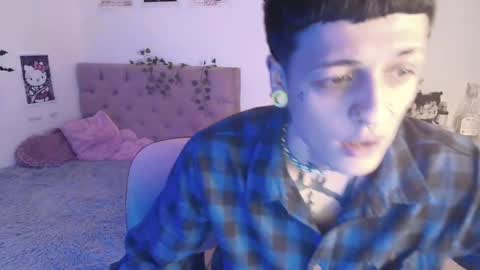 Snapshot of 2cb0y chatting on 18, 9, 2025 BAD online show from 18, 9, 2025