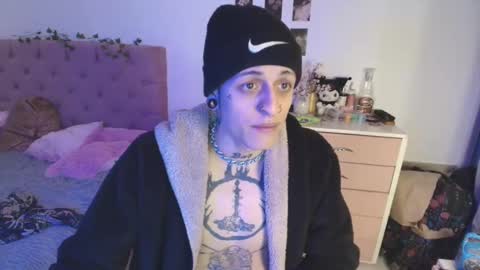 Snapshot of 2cb0y chatting on 11, 10, 2025 BAD online show from 11, 10, 2025