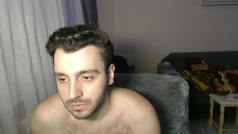 Snapshot of 2handsomeman chatting on 5, 3, 2026 Berk online show from 5, 3, 2026