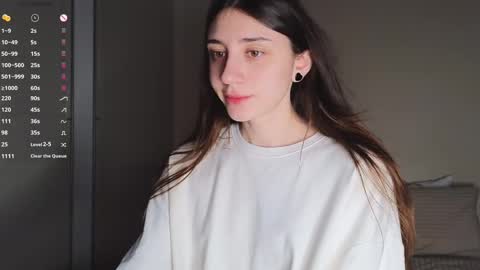 Lina       free control in pvt online show from 17, 2, 2025