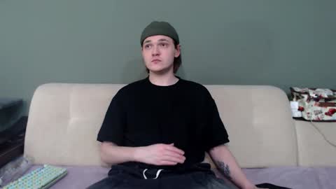 Snapshot of 2nc_ chatting on 8, 11, 2025 Eleot online show from 8, 11, 2025