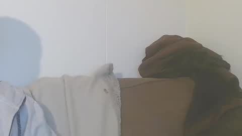 2small4you83 online show from 11, 2, 2025