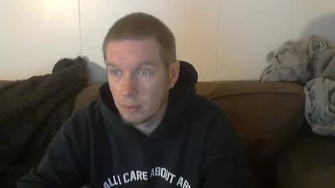 2small4you83 online show from 7, 3, 2025