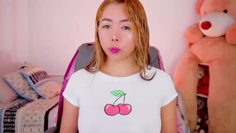 independent model online show from 11, 1, 2026