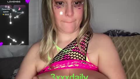 xxx Daily  online show from 1, 1, 2025