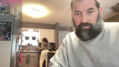 Snapshot of 420kc_couple chatting on 11, 11, 2025 KC420Couple online show from 11, 11, 2025