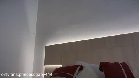 Snapshot of 4444ngel chatting on 9, 9, 2025 Gabriela online show from 9, 9, 2025